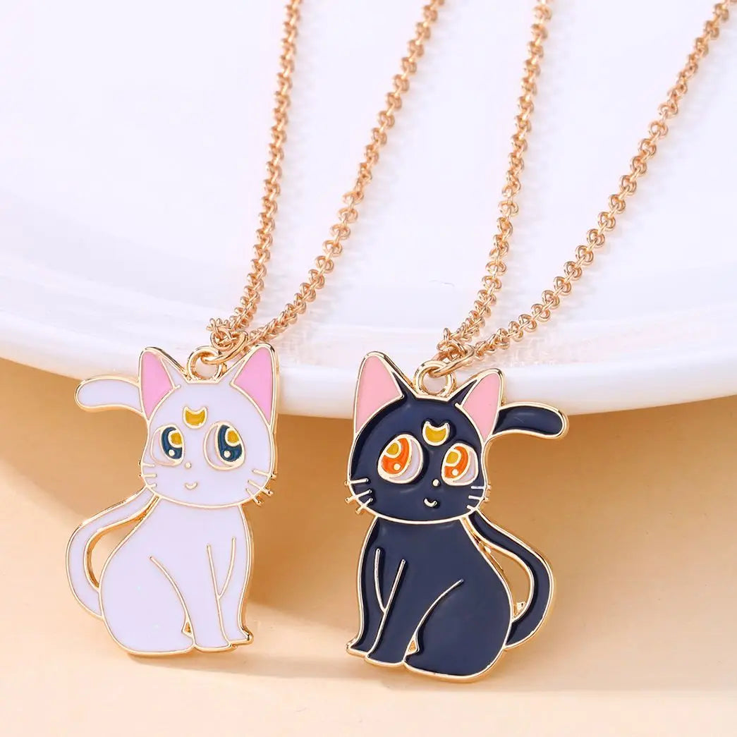 2Pcs Cartoon Cute Cat Pendant Necklace for Women Girls Couple Matching Long Chain Necklace Friendship Jewelry Bestfriend Gifts